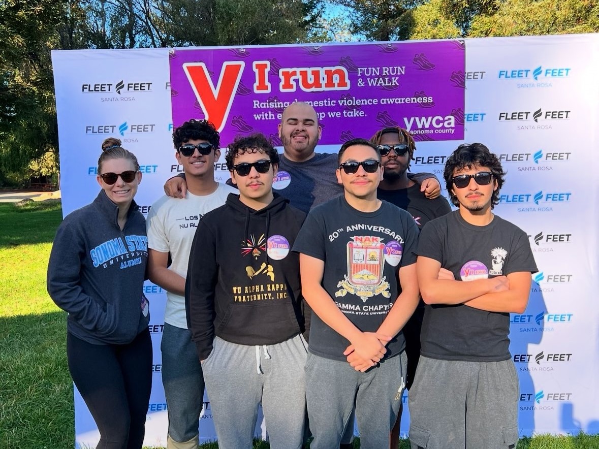 Sonoma State team at Y I Run event
