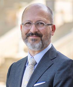 Dr. Carl Kemnitz