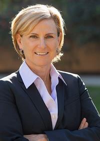 Dr. Ginger Simon smiling for a profile picture